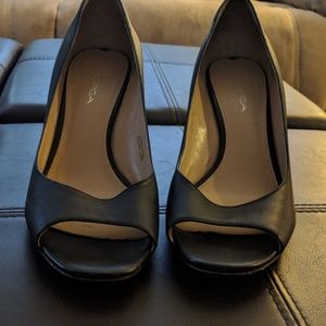 Via Spiga soft black leather open toe pumps 9